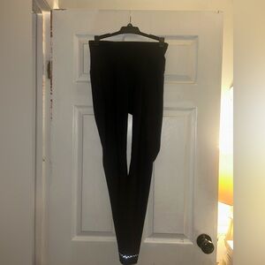 Lululemon Fast and Free Reflective High Rise leggings..28” length..size 6